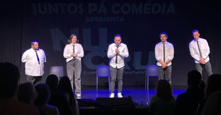 Juntos Pá Comedia "Nu & Cru" sem tabus