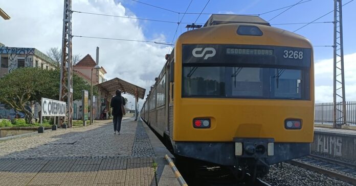 CP vai reajustar circulação na Linha de Cascais