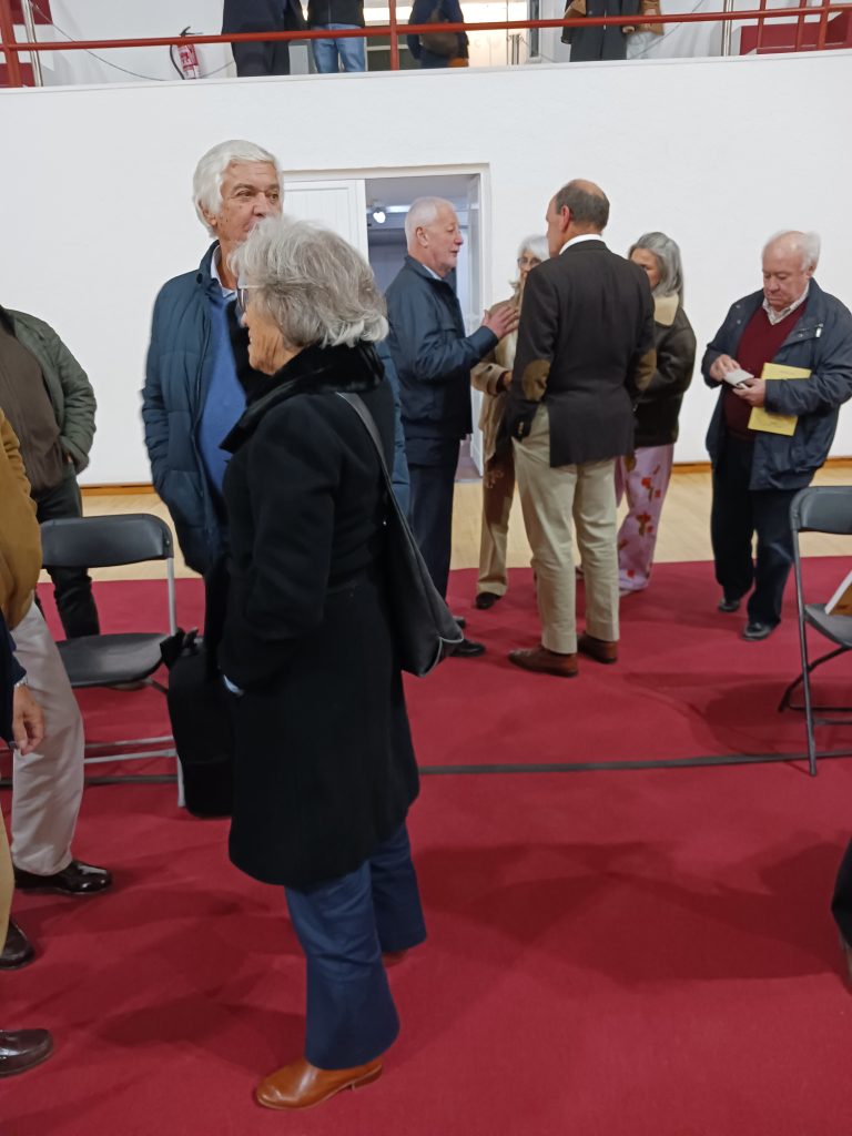 Clube Nacional de Ginástica lançou livro para celebrar os 75 anos