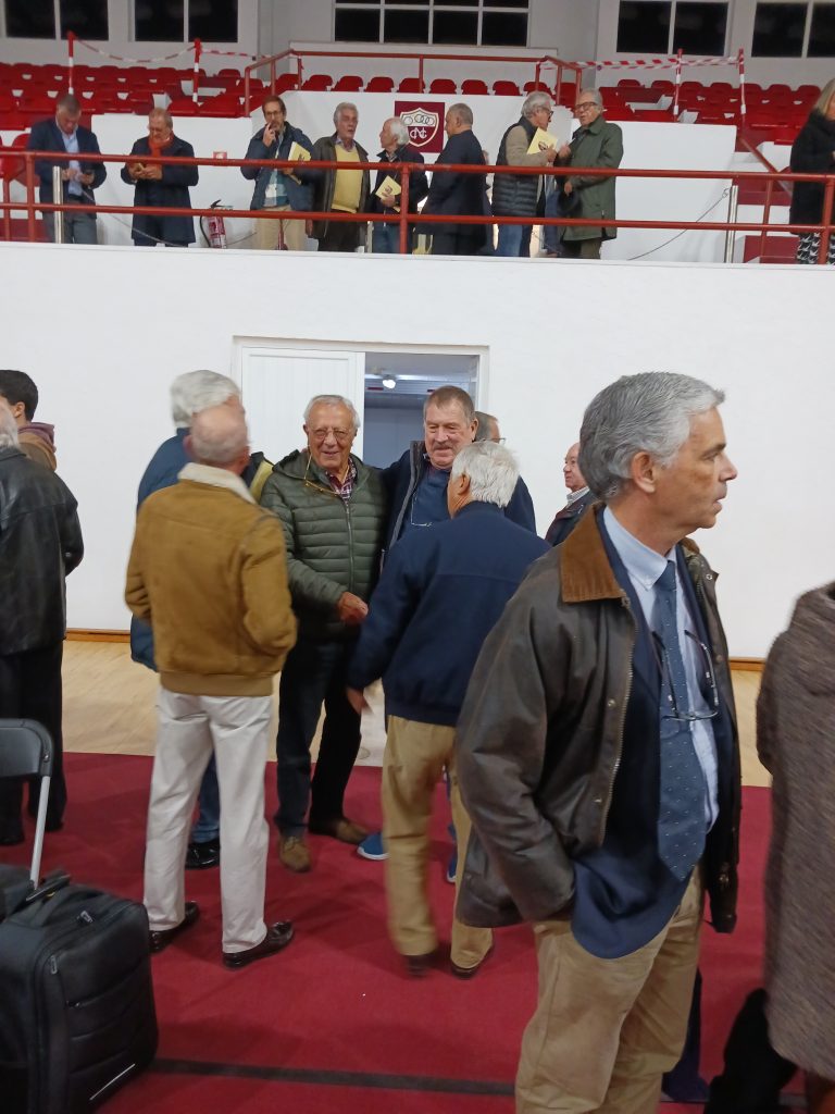 Clube Nacional de Ginástica lançou livro para celebrar os 75 anos