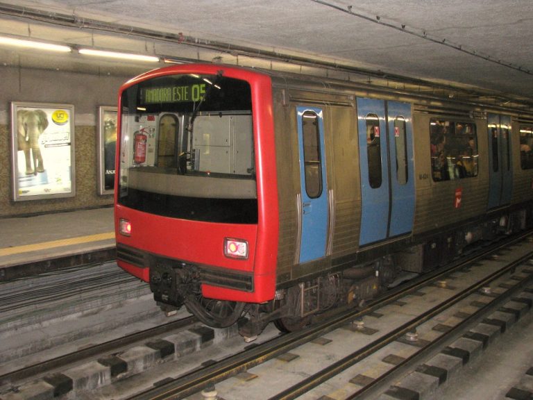 Metro de Lisboa prolonga horário até às 3h00 na noite de Santo António