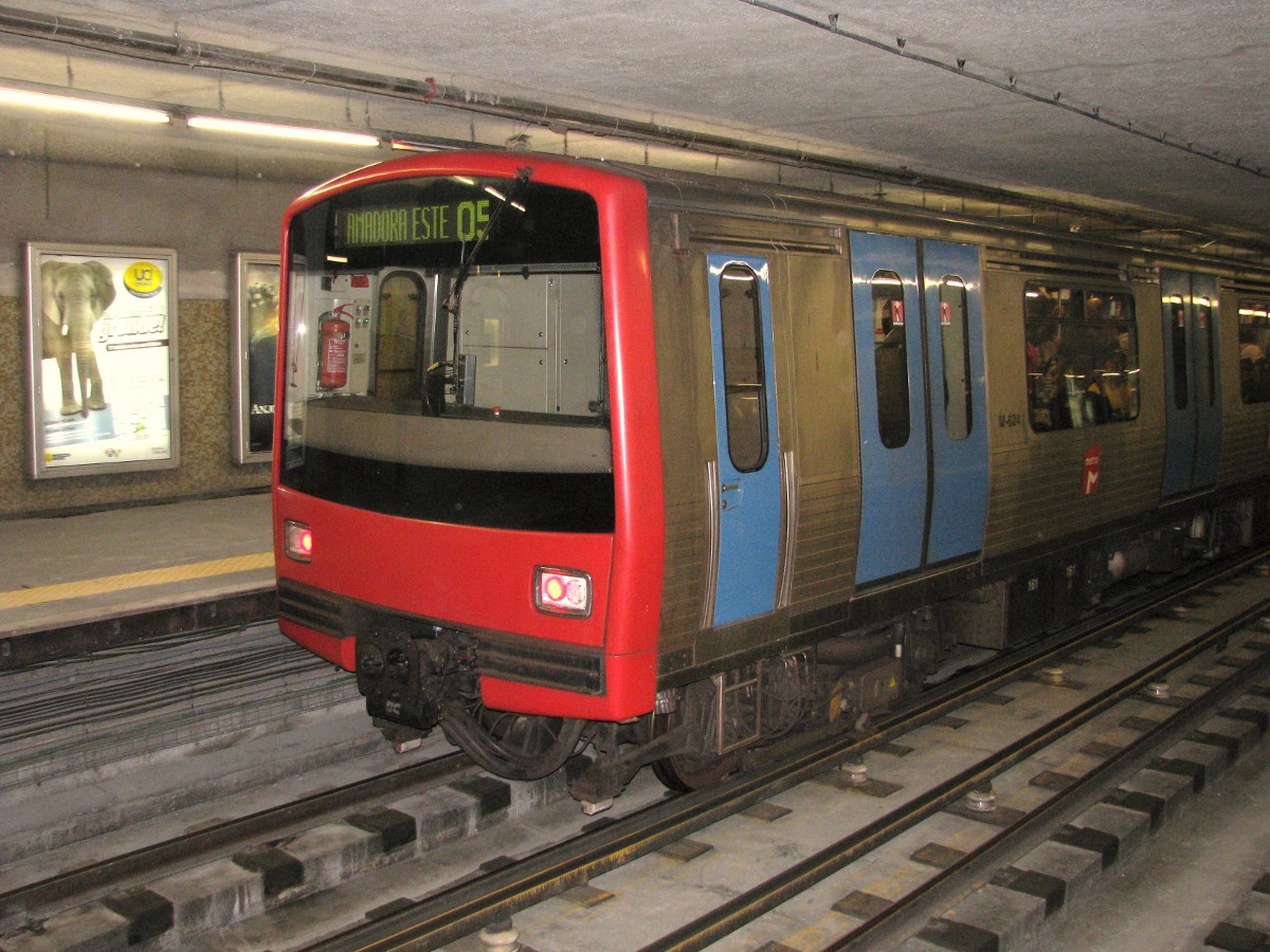 Metro de Lisboa prolonga horário até às 3h00 na noite de Santo António