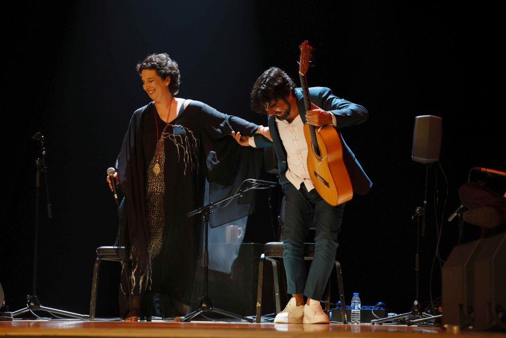 Daniel Casares e Dulce Pontes conquistaram o público em noite de “O Poder do Subtil” no Casino Estoril