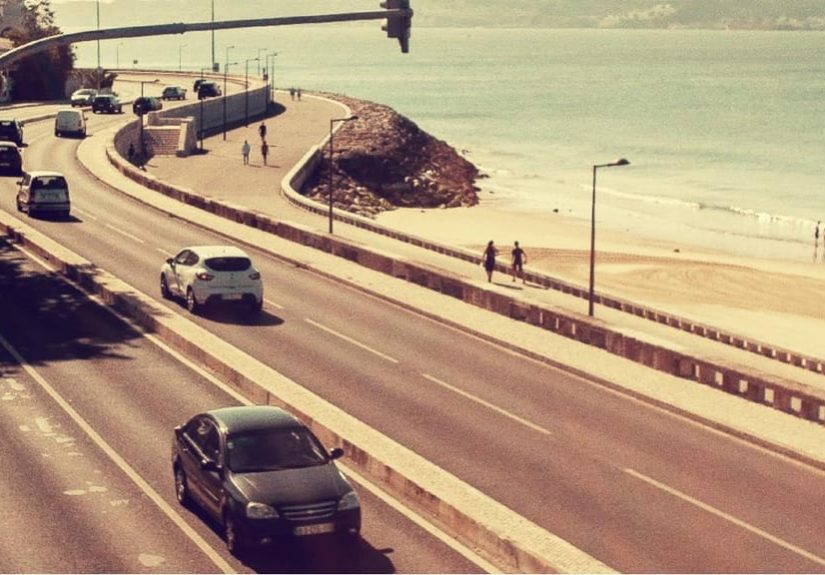 Velocidade, corridas ilegais e acidentes: moradores de Cascais lançam abaixo-assinado pela segurança na Marginal